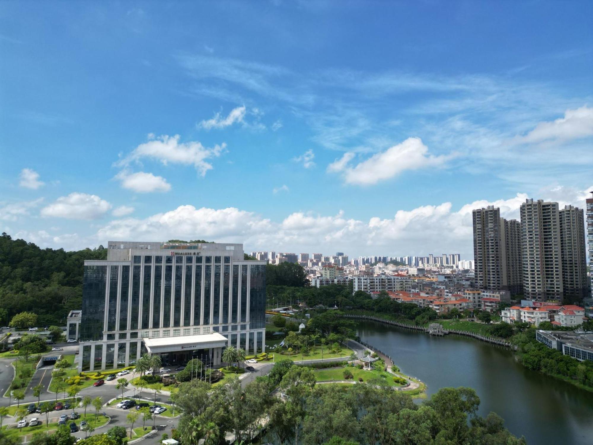Hualuxe Yangjiang City Center Εξωτερικό φωτογραφία